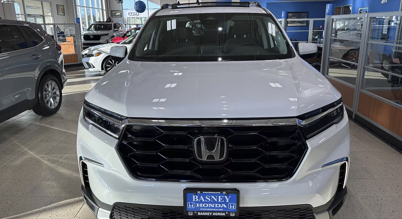 20250106 AN Q4 sales Honda Pilot 1400px